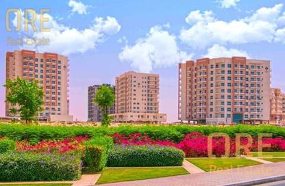 Apartment - 3 Bedrooms - 3 Bathrooms for sale in Mazaya 10B - Queue Point - Liwan - Dubai