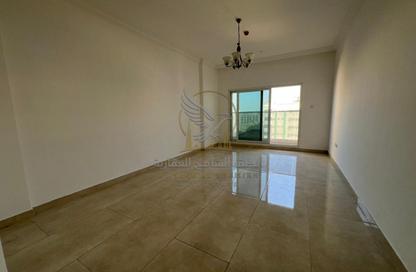 Apartment - 2 - 2 for rent in Jamal Abdul Nasser Street - Al Majaz - Sharjah