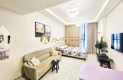 Apartment - Studio - 1 for rent in Samana Golf Avenue - Dubai Studio City - Dubai