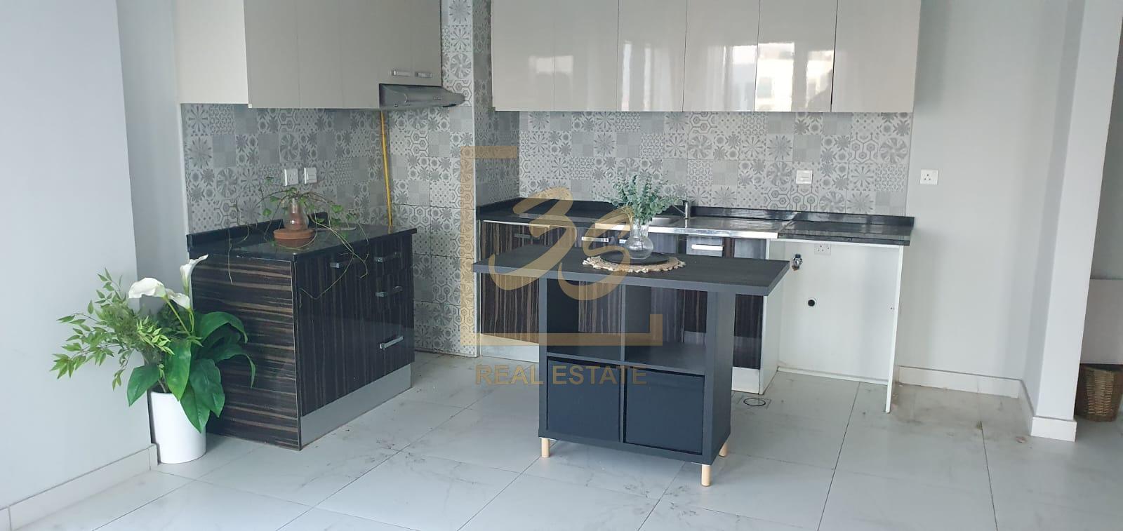 SPACIOUS 1BR | BRIGHT LAYOUT | VACANT by 209908 