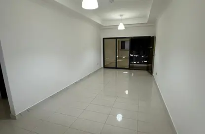 Apartment - 1 Bedroom - 2 Bathrooms for rent in Ajman Creek Towers - Al Rashidiya 1 - Al Rashidiya - Ajman