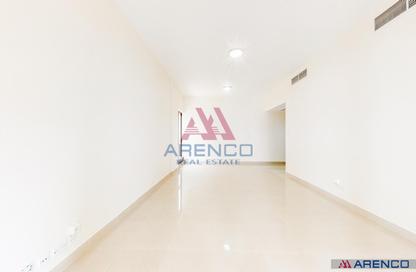 Apartment - 4 Bedrooms - 4 Bathrooms for rent in Golden Sands 9 - Mankhool - Bur Dubai - Dubai