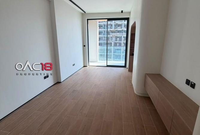 Brand New - Fully Fitted Kitchen-Easy Entry & Exit photo 2