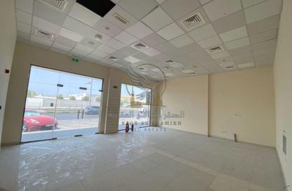 Shop - Studio for rent in Al Majaz 3 - Al Majaz - Sharjah
