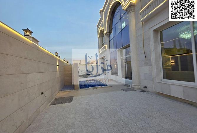 75402277 - Property Image 2