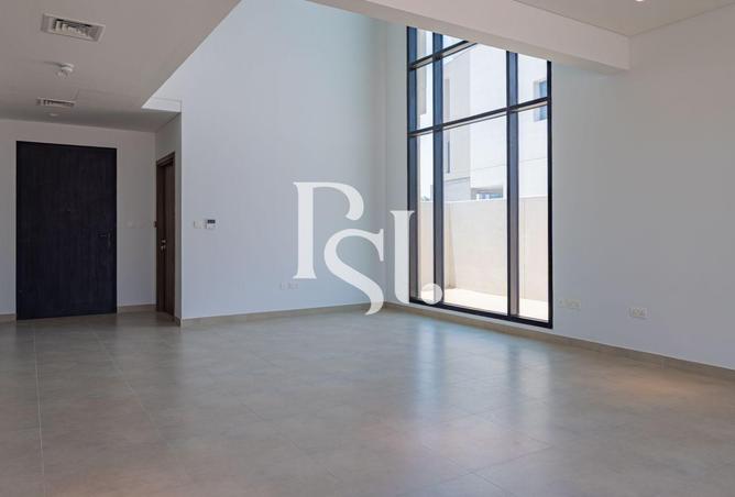 90910364 - Property Image 3
