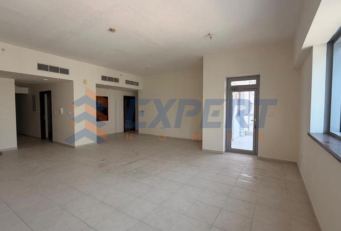 73846953 - Property Image 3
