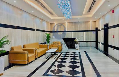 Apartment - 1 Bedroom - 2 Bathrooms for rent in Jumeirah Garden City - Al Satwa - Dubai