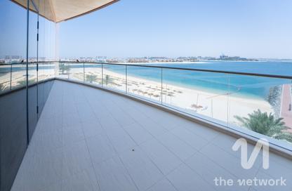 Apartment - 3 Bedrooms - 4 Bathrooms for sale in Tanzanite - Tiara Residences - Palm Jumeirah - Dubai