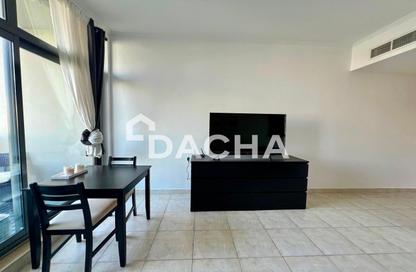 Apartment - Studio - 1 Bathroom for sale in The Links Canal Apartments - The Links - The Views - Dubai