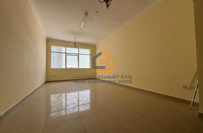 Apartment - 1 Bedroom - 2 Bathrooms for rent in Al Khan 9 building - Al Khan - Sharjah