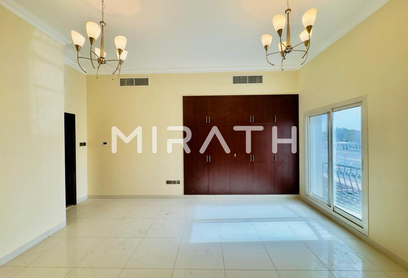 FULLY UPGRADED CORNAR VILLA READY TO MOVE photo 12