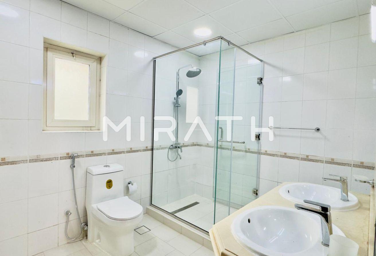 FULLY UPGRADED CORNAR VILLA READY TO MOVE photo 11