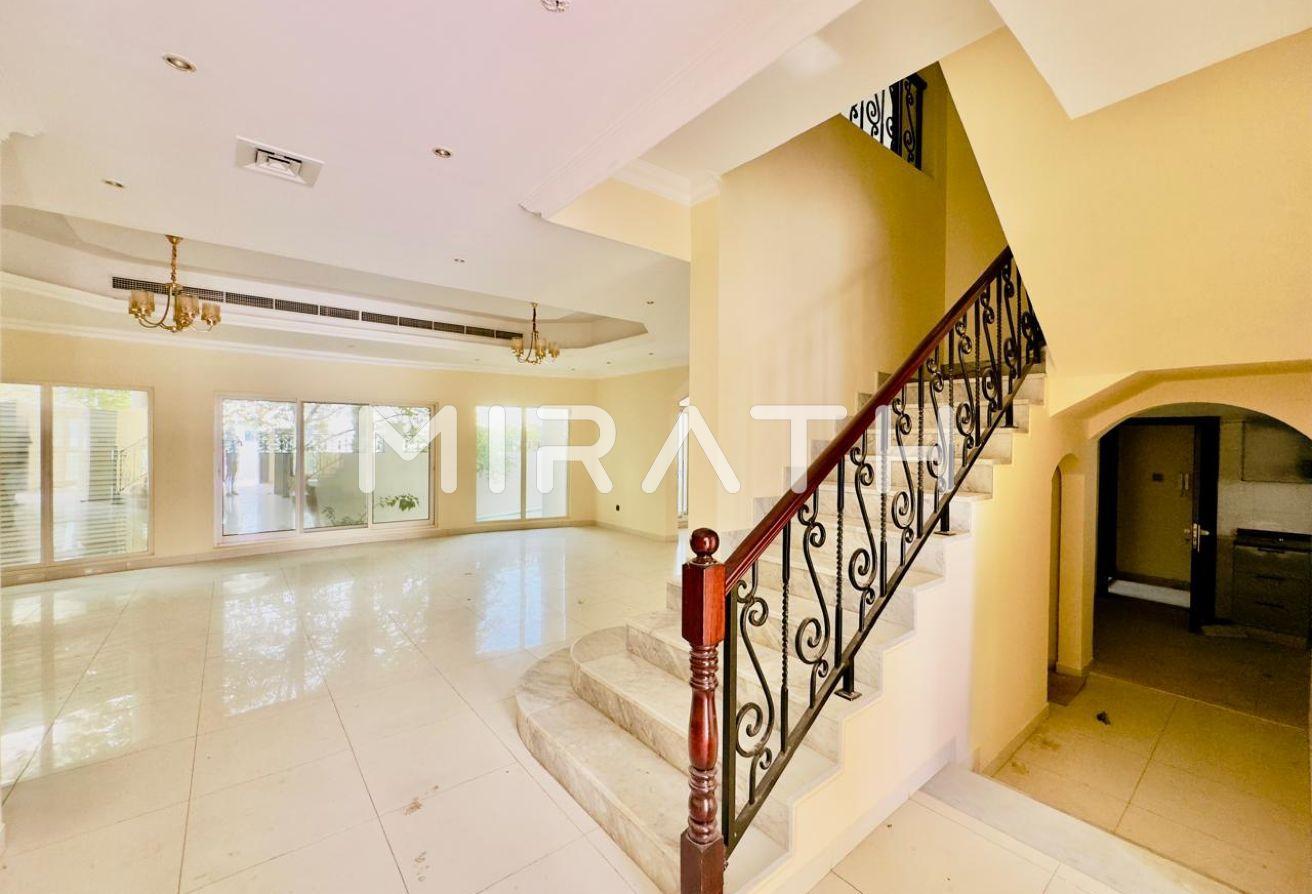 FULLY UPGRADED CORNAR VILLA READY TO MOVE photo 6