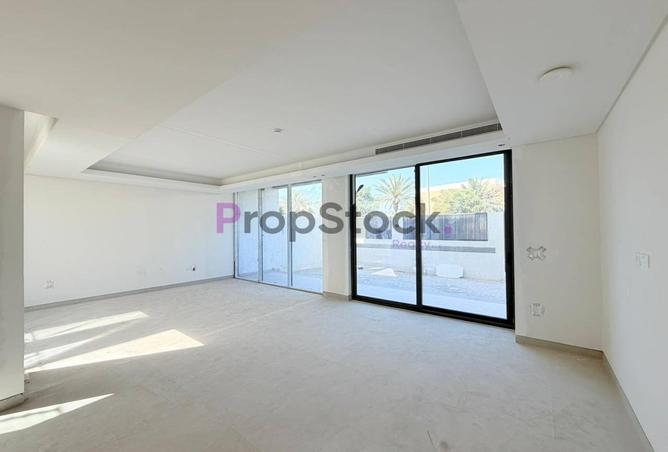 74255724 - Property Image 2