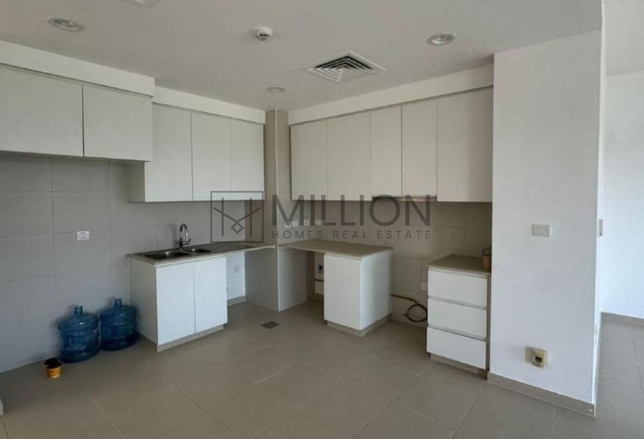 Spacious Layout | Best Deal | Gated Community photo 5