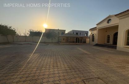 Villa - 5 Bedrooms - 6 Bathrooms for sale in Al Hamidiya 2 - Al Hamidiya - Ajman