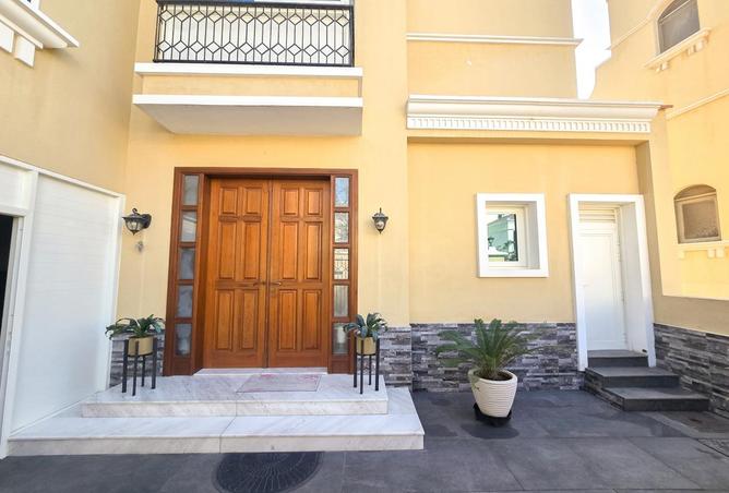 51023877 - Property Image 2