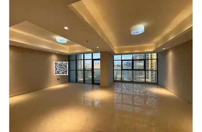 Apartment - 2 Bedrooms - 3 Bathrooms for sale in Gulfa Towers - Al Rashidiya 1 - Al Rashidiya - Ajman