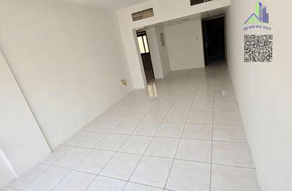Apartment - 3 - 3 for rent in Al Wahda Building - Al Majaz 2 - Al Majaz - Sharjah Apartment - 3 - 3 for rent in Al Wahda Building - Al Majaz 2 - Al Majaz - Sharjah