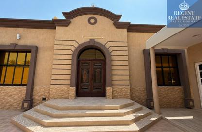 Villa - 4 - 5 for rent in Al Dhait South - Al Dhait - Ras Al Khaimah