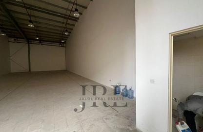 Warehouse - Studio - 1 Bathroom for rent in Sharjah Industrial Area - Sharjah
