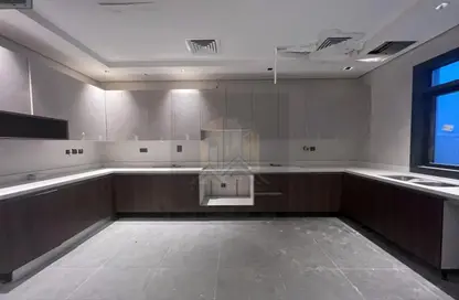 Apartment - 1 Bedroom - 1 Bathroom for rent in Khalifa City A - Khalifa City - Abu Dhabi