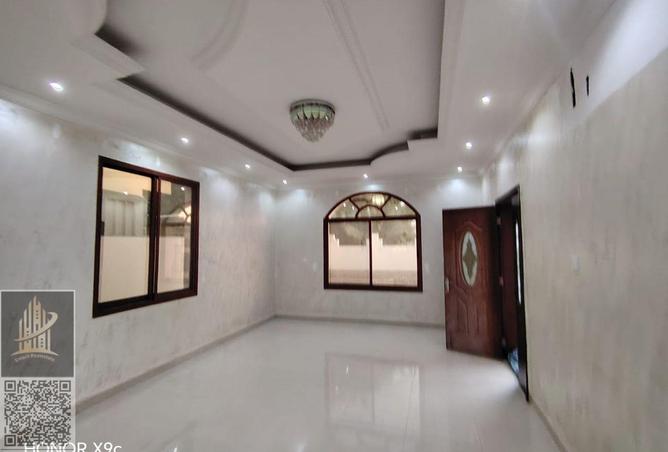 57788176 - Property Image 3