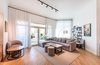 Apartment - 3 - 3 for sale in Al Basri - Shoreline Apartments - Palm Jumeirah - Dubai