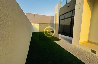 Villa - 4 - 5 for rent in Elie Saab Vie at the Fields - The Fields - District 11 - Mohammed Bin Rashid City - Dubai