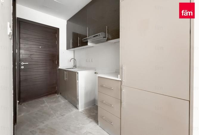 131565443 - Property Image 2