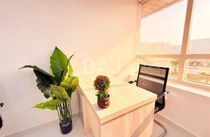 Office Space - Studio - 1 Bathroom for rent in Silver Home Building - Hor Al Anz - Deira - Dubai