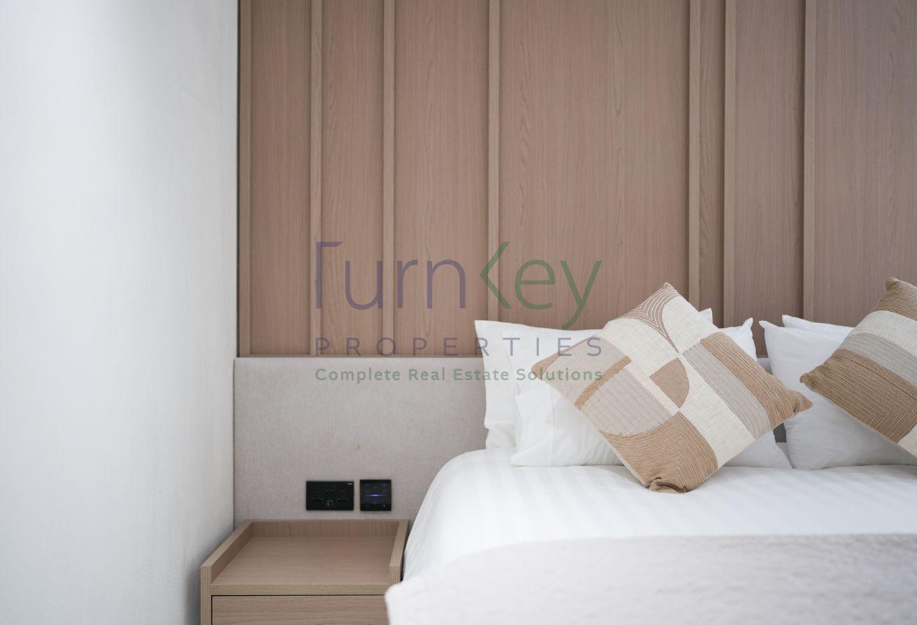 1 OF 1 HIGH END RENOVATED 2 BED APARTMENT photo 28