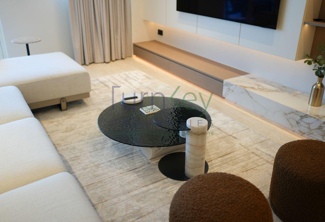 1 OF 1 HIGH END RENOVATED 2 BED APARTMENT photo 9