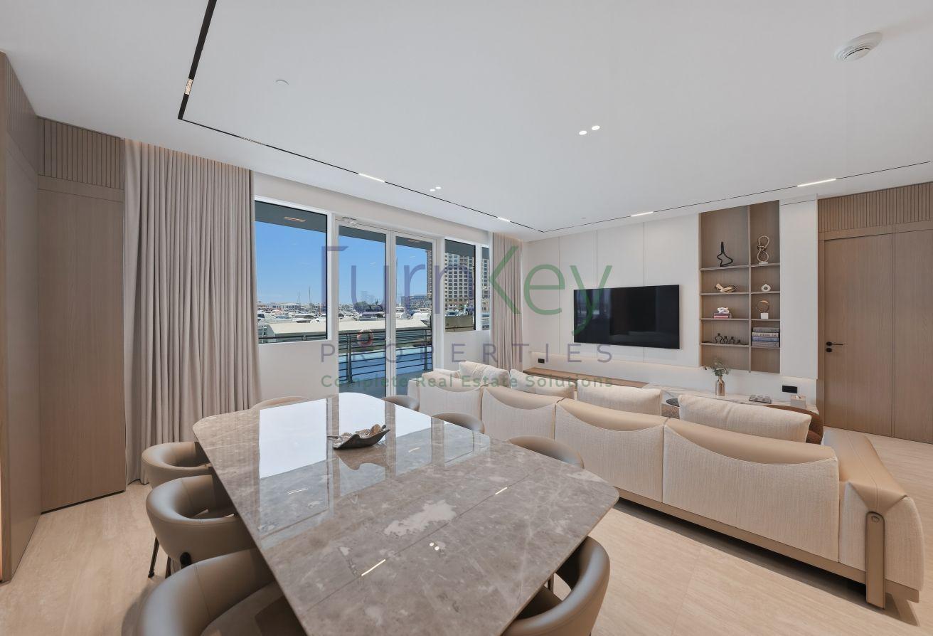 1 OF 1 HIGH END RENOVATED 2 BED APARTMENT photo 7