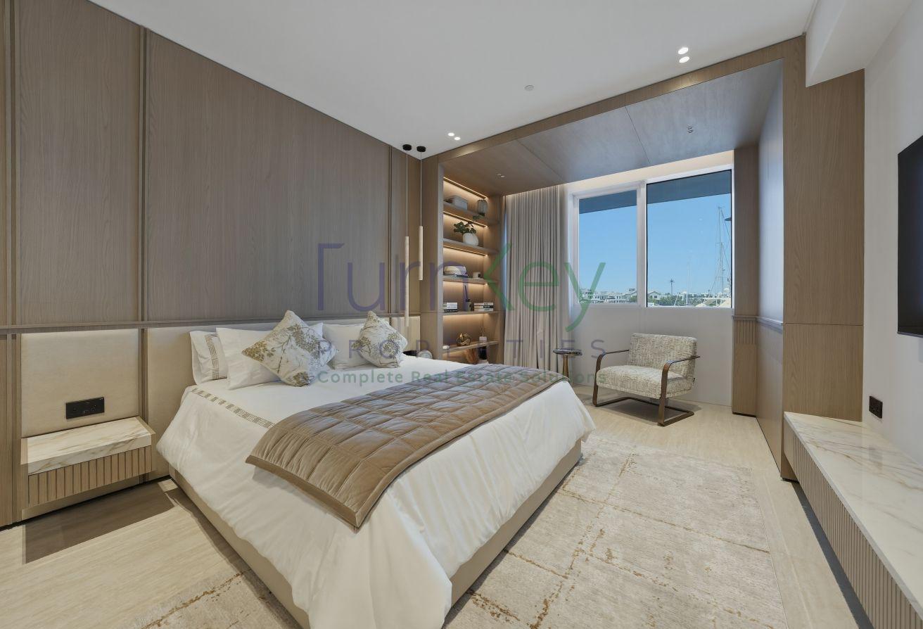 1 OF 1 HIGH END RENOVATED 2 BED APARTMENT photo 14