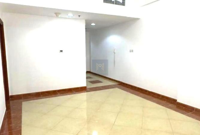 SPACIOUS | ONE BEDROOM | AJMAL SARAH TOWER photo 3