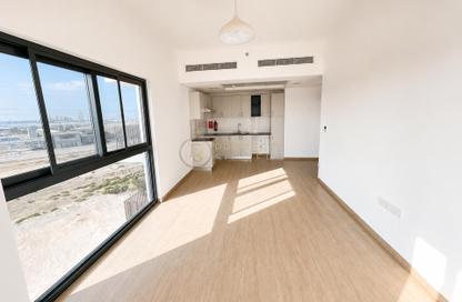 Apartment - 3 Bedrooms - 3 Bathrooms for rent in The Nook 2 - The Nook - Wasl Gate - Dubai Apartment - 3 Bedrooms - 3 Bathrooms for rent in The Nook 2 - The Nook - Wasl Gate - Dubai
