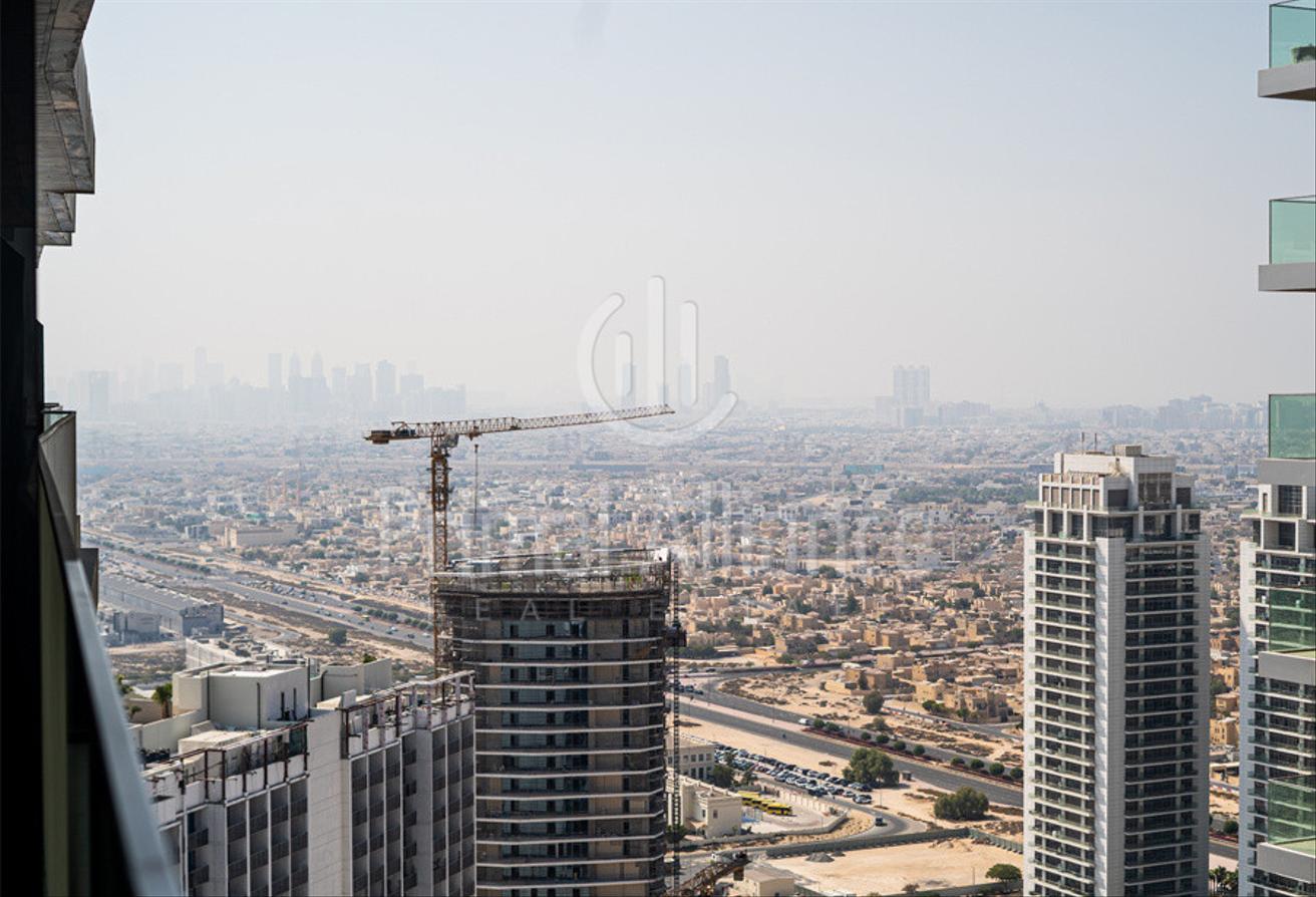 Exclusive | Brand New Furnished 1BR | Pool and Skyline View photo 19
