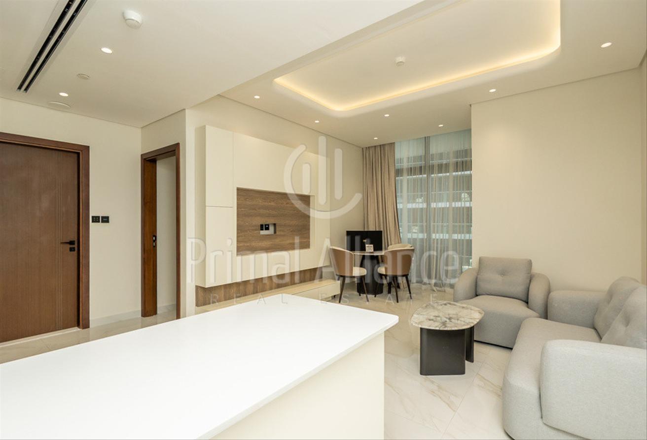 Exclusive | Brand New Furnished 1BR | Pool and Skyline View photo 6