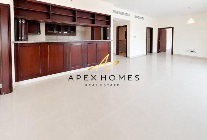 73844395 - Property Image 2