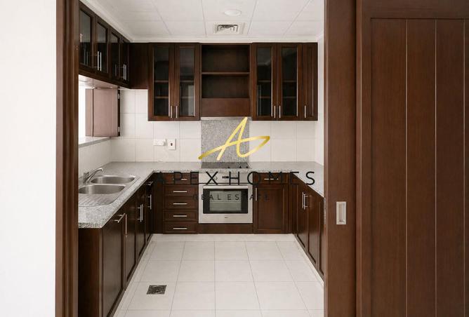 73844395 - Property Image 3