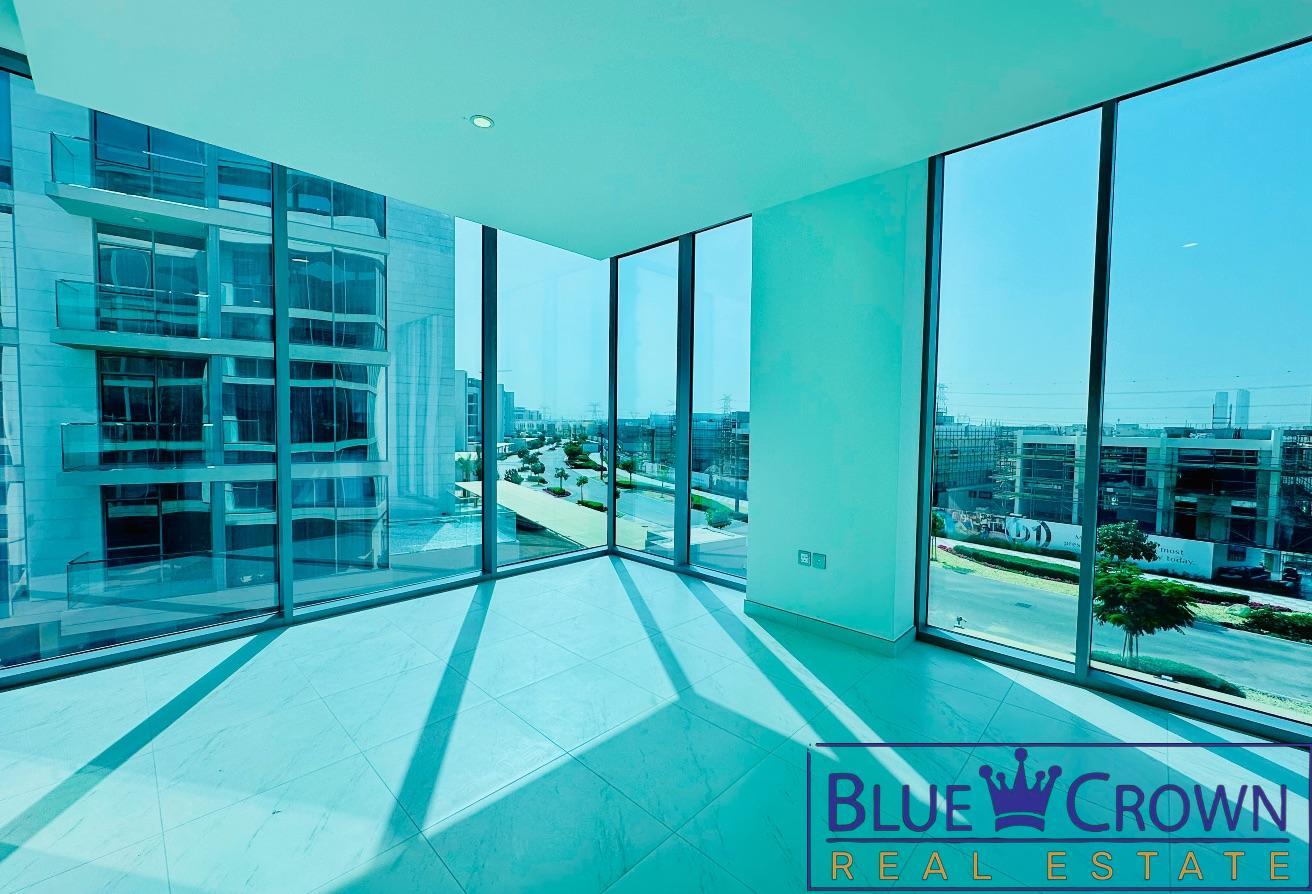 CORNER BEST 1BED SKY LINE VIEW photo 2