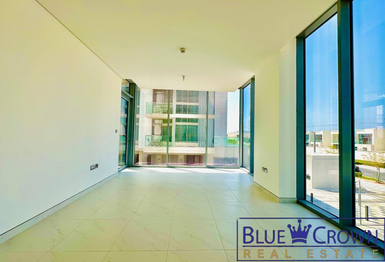 CORNER BEST 1BED SKY LINE VIEW photo 8