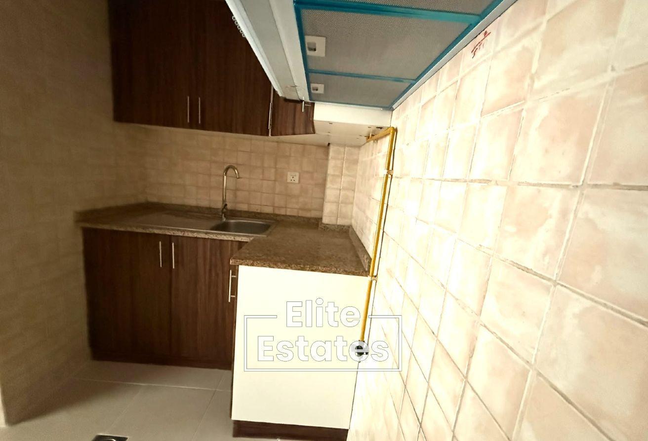 1 Month Rent Free | Shared Pool & Gym | Vacant photo 8