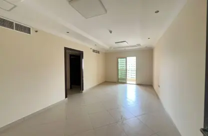 Apartment - 1 Bedroom - 2 Bathrooms for rent in New Al Taawun Road - Al Taawun - Sharjah