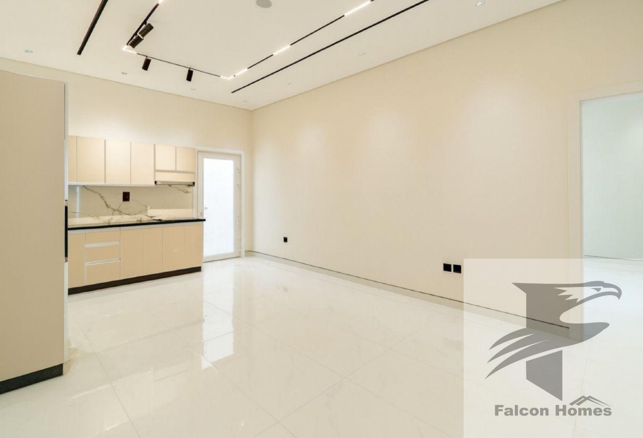 Spacious 7BR Luxury Villa with Pool and Garden photo 11