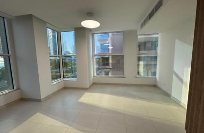 Apartment - Studio - 1 for rent in DXB Tower - Sheikh Zayed Road - Dubai Apartment - Studio - 1 for rent in DXB Tower - Sheikh Zayed Road - Dubai