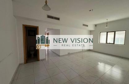 Apartment - 2 Bedrooms - 2 Bathrooms for rent in Qasimia 10 building - Al Mahatta - Al Qasimia - Sharjah