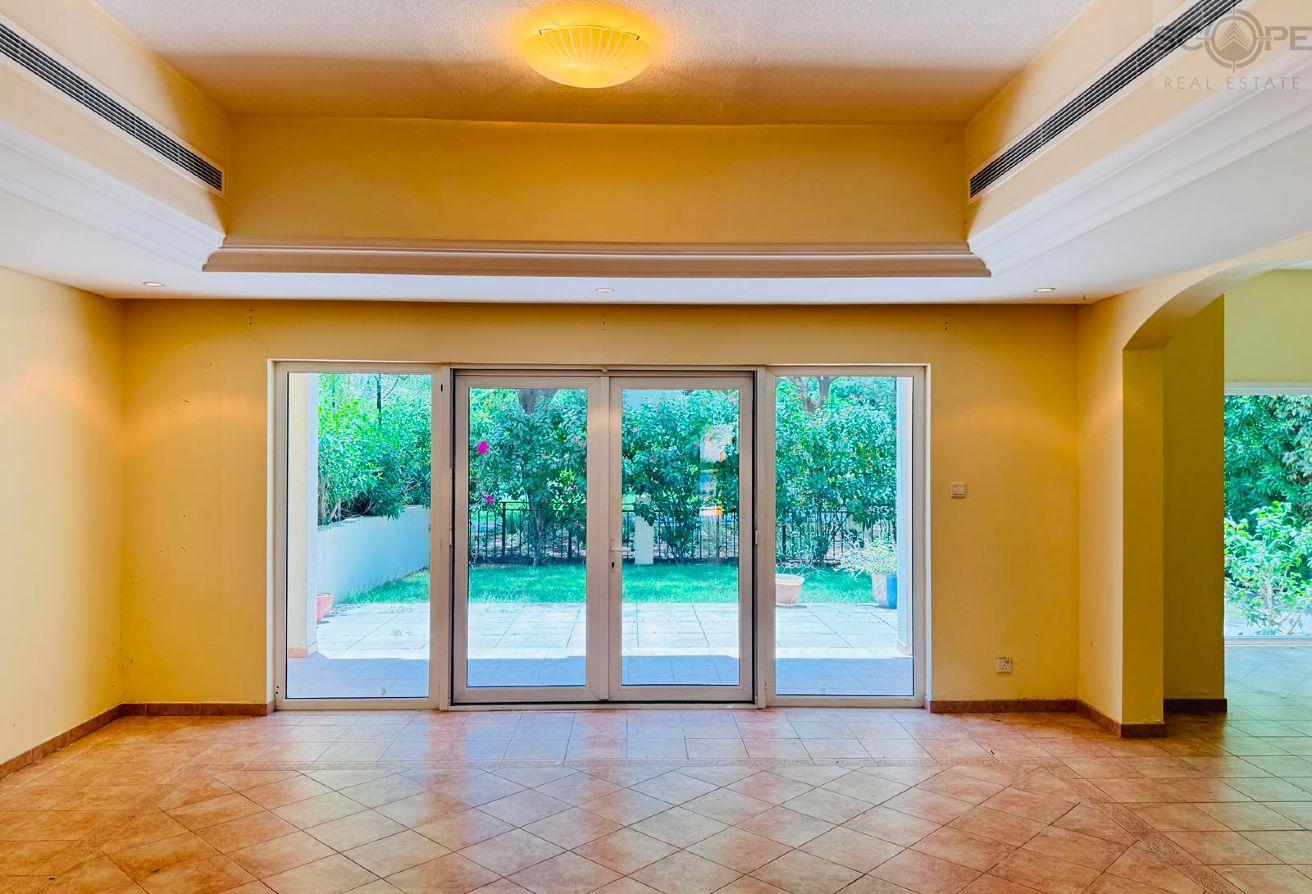 Exquisite 4-Bedroom + Maid’s Corner Villa | Green photo 10